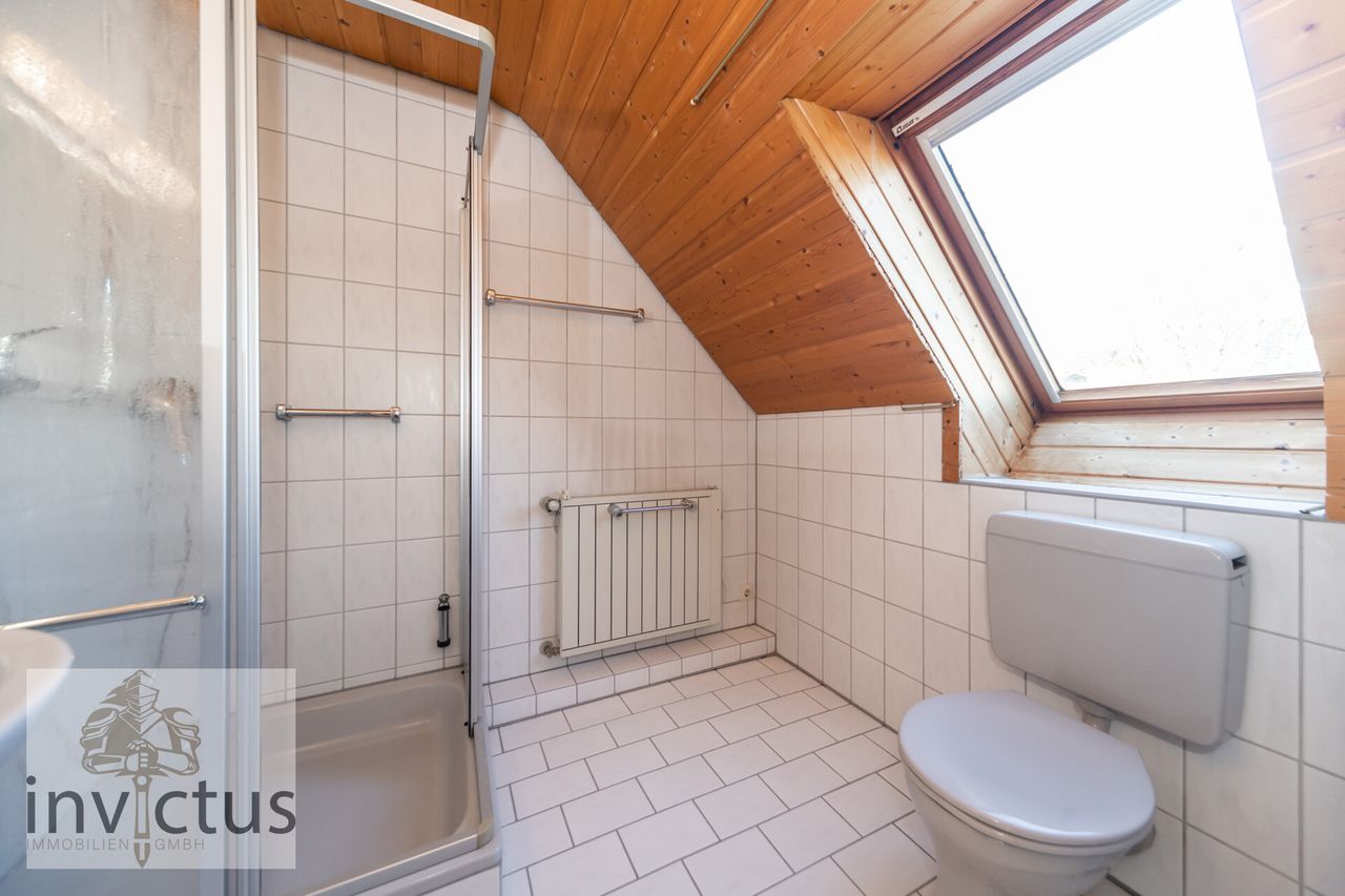 Badezimmer im Obergeschoss