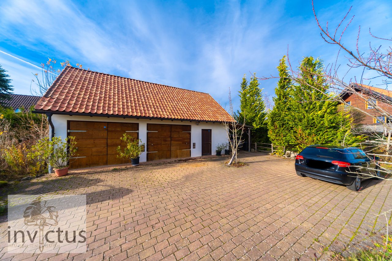 Aussenbereich + Grundstück