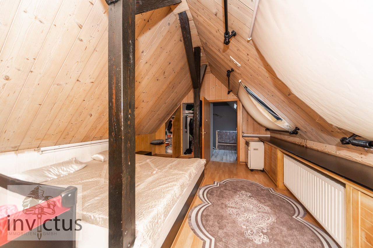Schlafzimmer im DG