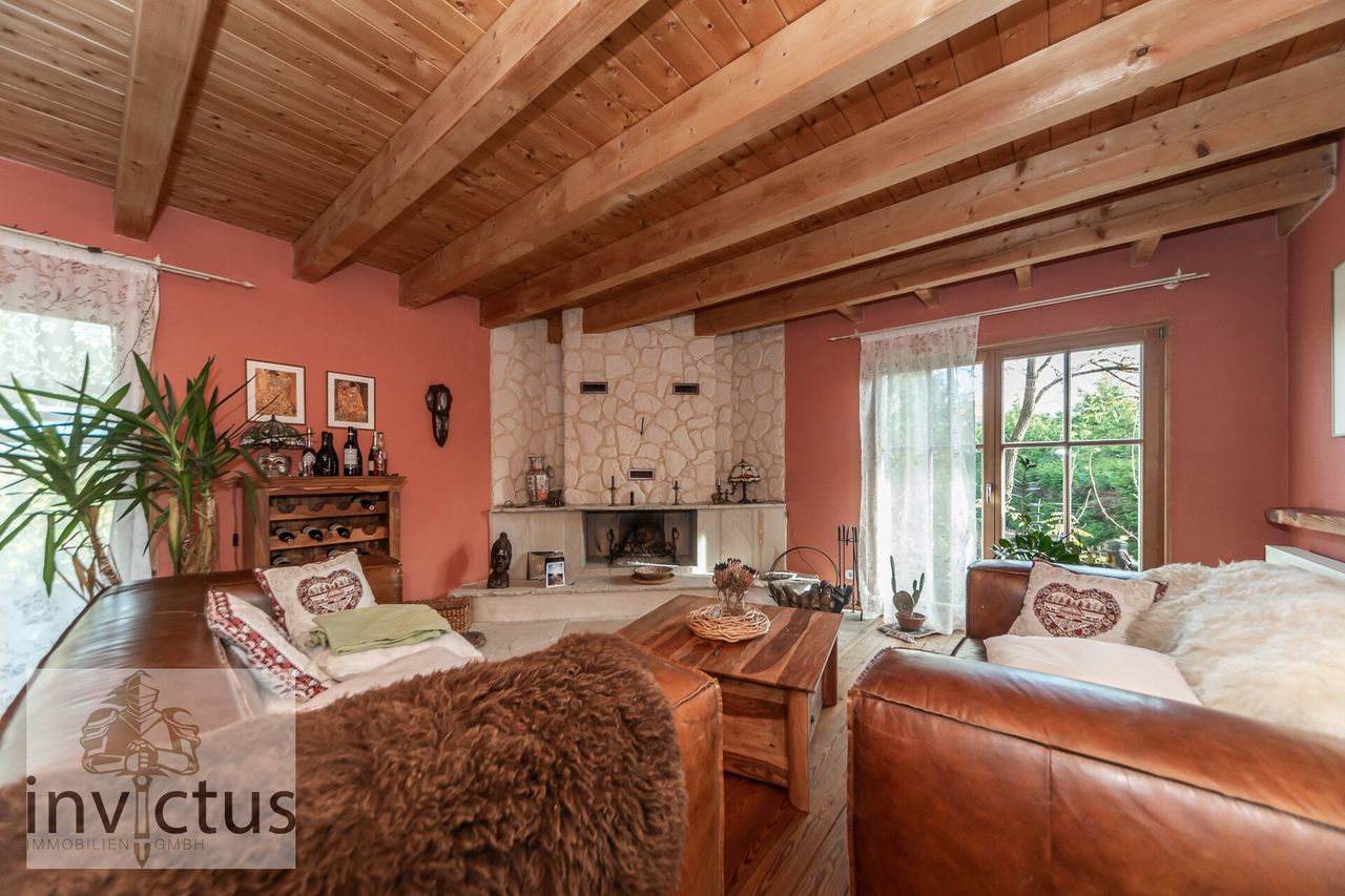 Wohn-/Ess-/Kaminzimme