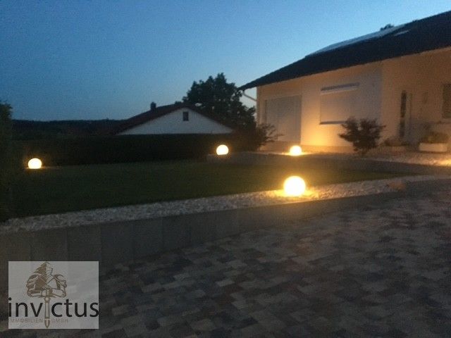 Ansicht bei Nacht