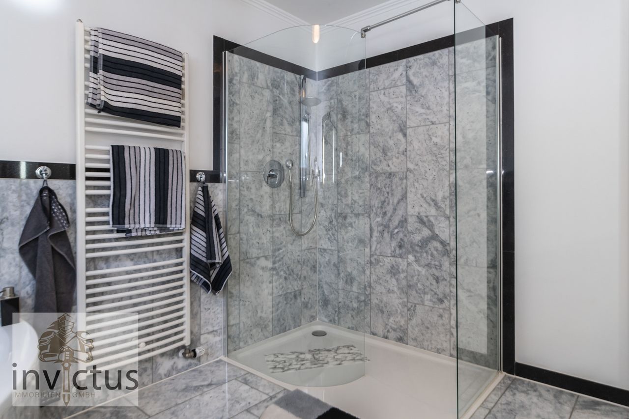Badezimmer im EG