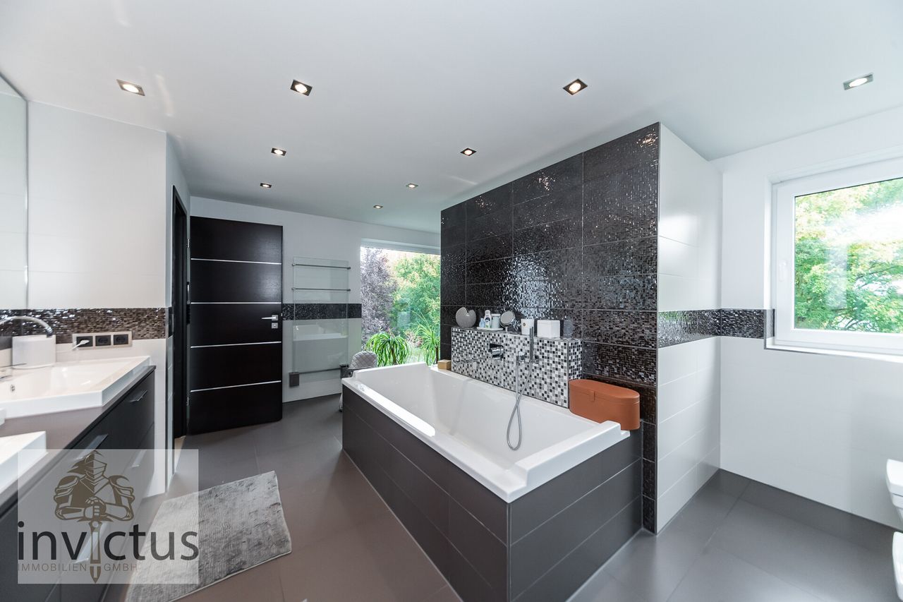 Badezimmer im 1. OG
