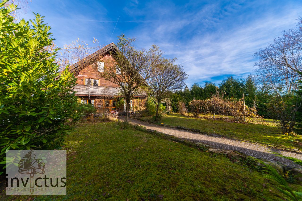 Aussenbereich + Grundstück