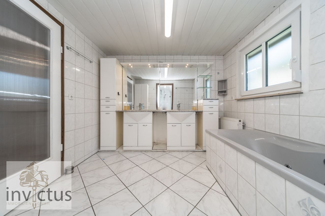 Badezimmer im DG