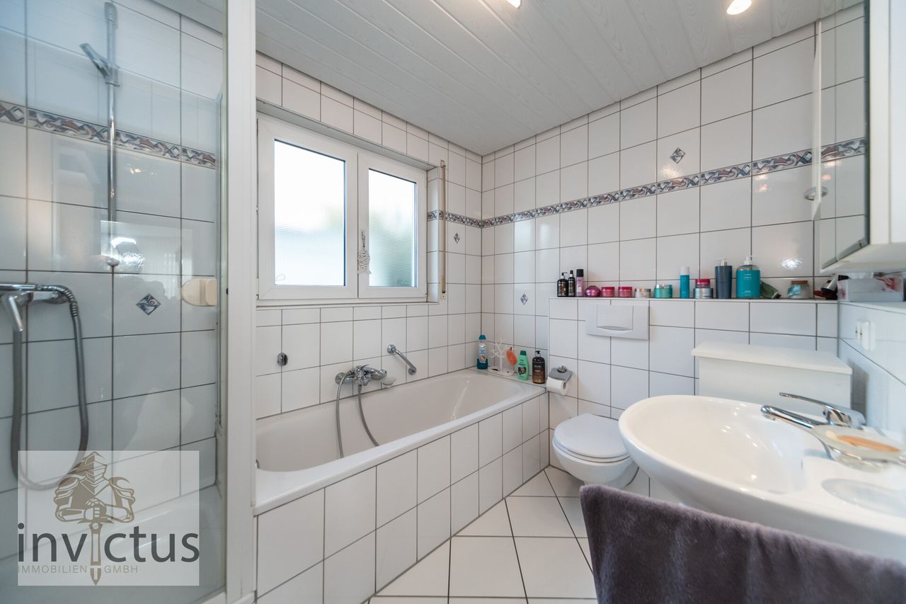 Bad- Vollausstattung