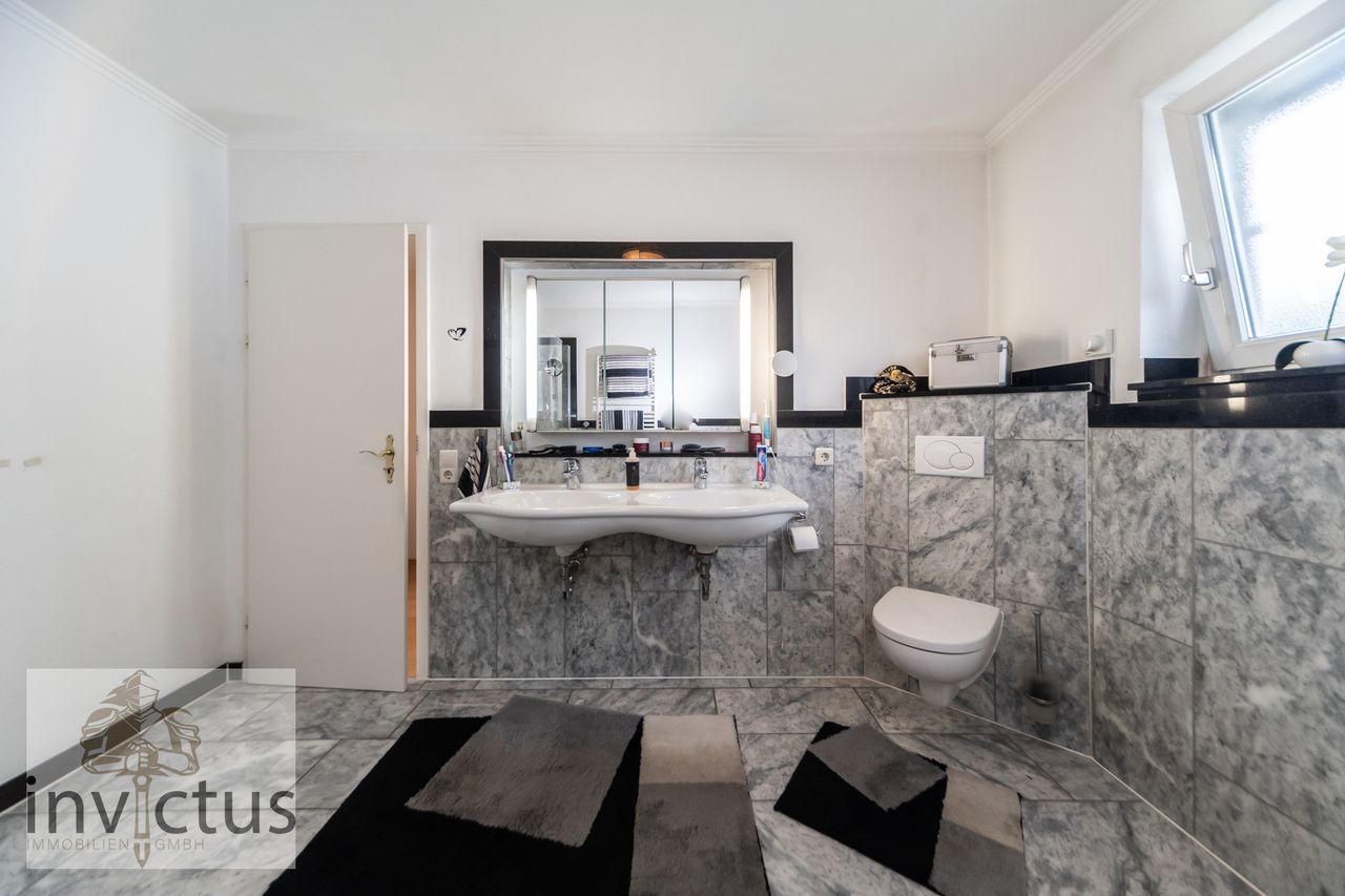 Badezimmer im EG