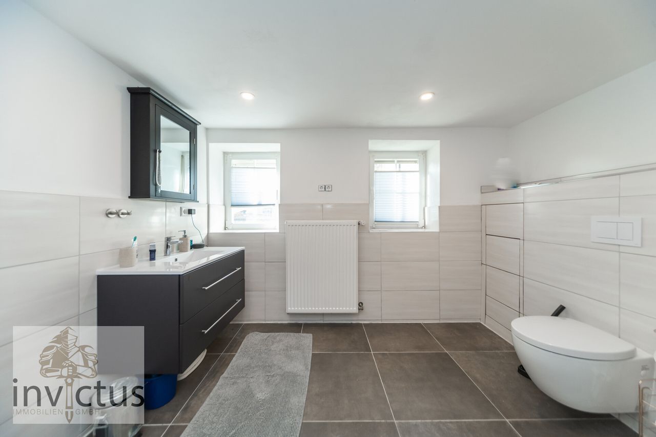 Badezimmer- Ansicht 2