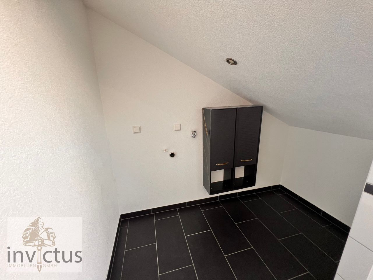 Platz für Waschmaschine und Trockner