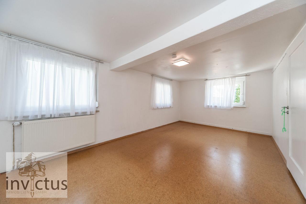 Schlafzimmer im OG mit separatem WC