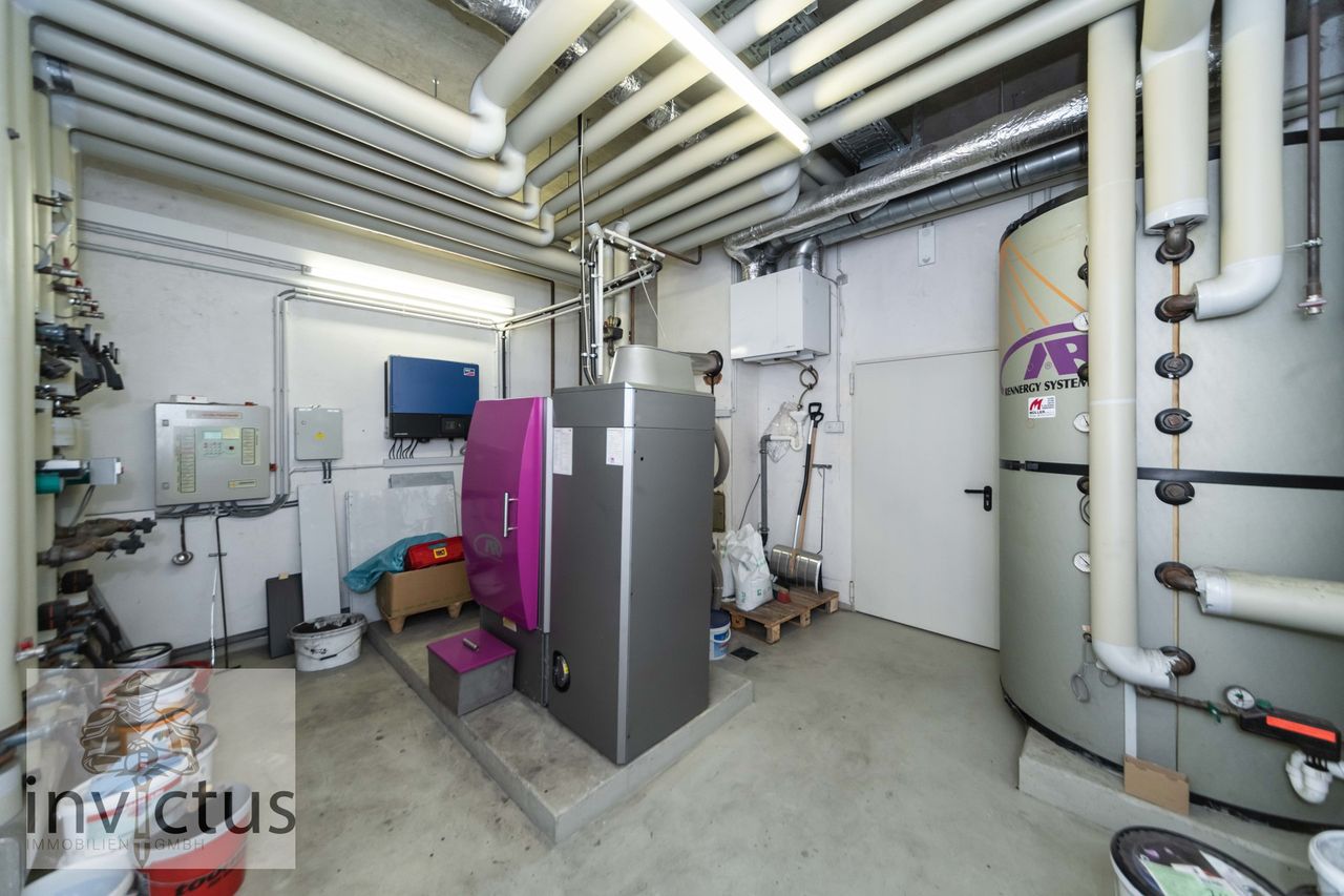 moderne Holzpelletheizung 