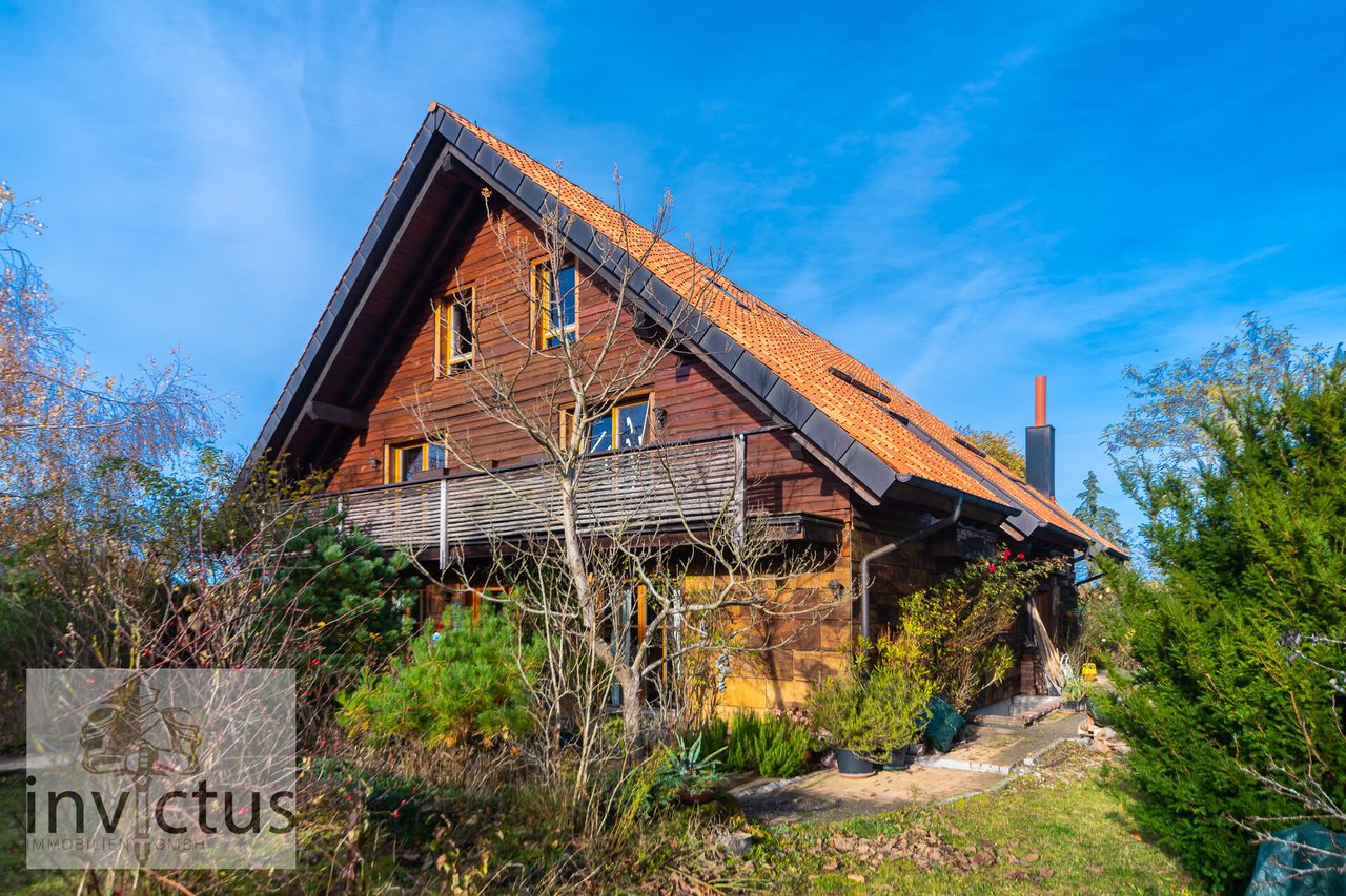 Aussenbereich + Grundstück